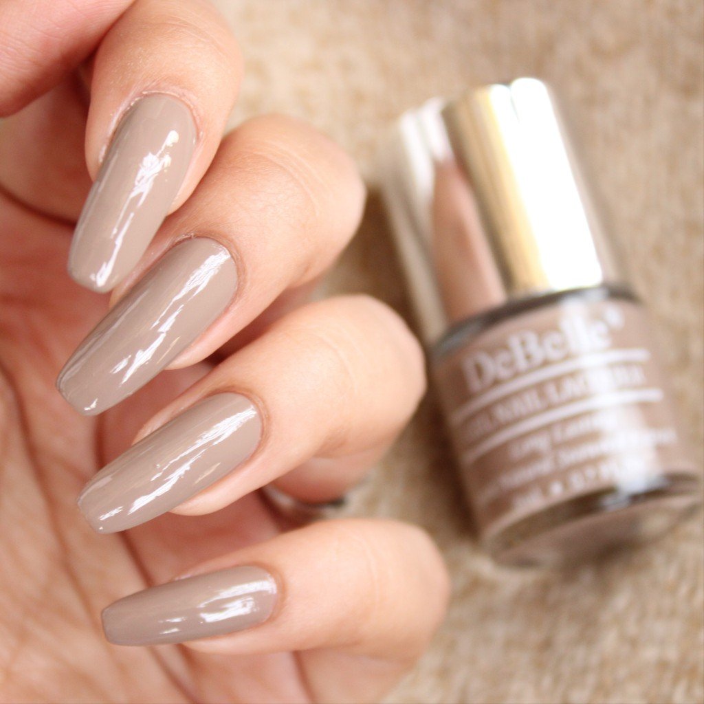 Matte and Glossy Design Brown Fall Nail Design Idea by Her Flawless Life |  Brown acrylic nails, Stylish nails, Gel nails